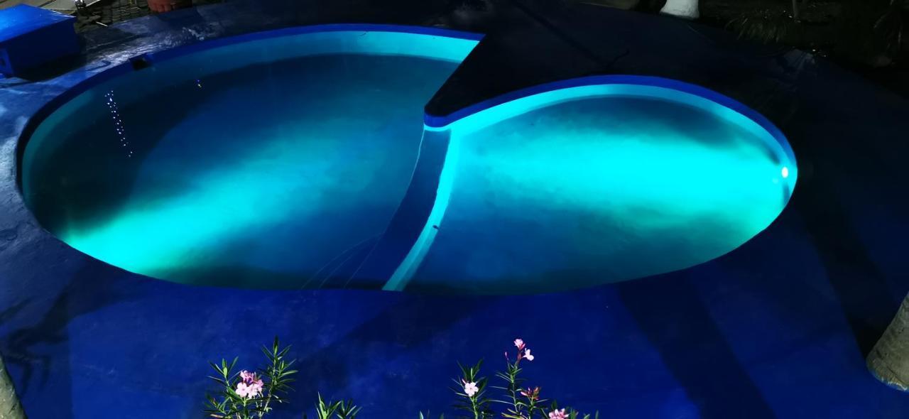 Hotel Oasis Melaque Сан Патрисио Мелаке Екстериор снимка